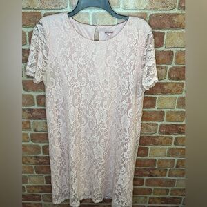 Juicy Couture light pink, short-sleeved, knee-length lace dress size XL